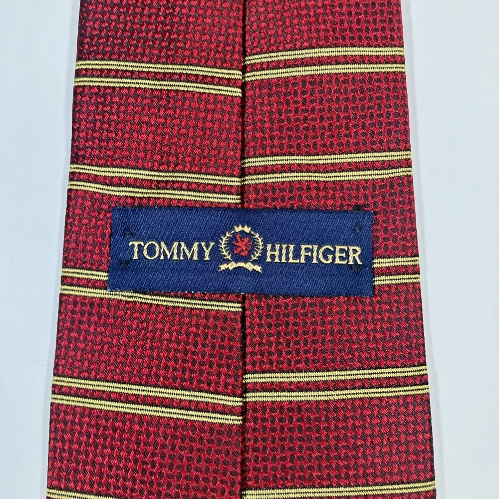 Tommy Hilfiger Men's Tie Italian Silk Striped‎ Red Made in USA Preppy Crest Logo